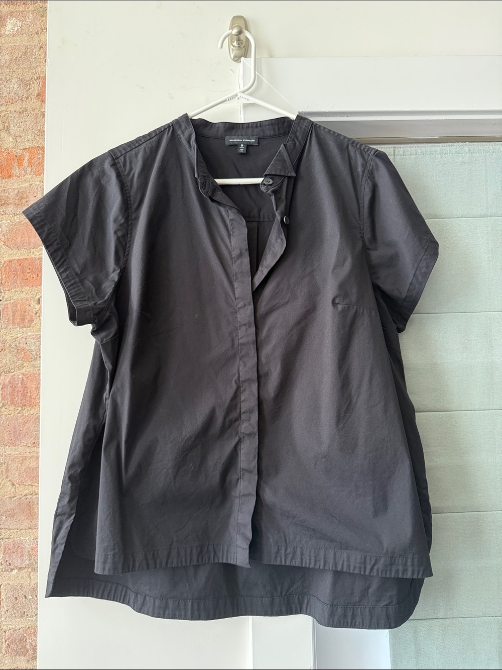 Universal Standard Black Short-Sleeve Button-Down Shirt